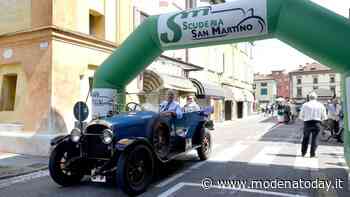 Carpi, auto storiche in Piazza Martiri per il 65° del Museo dell'Automobile di San Martino in Rio - ModenaToday