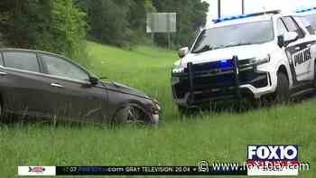 Driver hits other cars, crashes on I-10 while running from Mobile Police - Fox 10 News