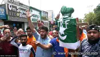 Bajrang Dal protests against Pakistan in Jammu after TRF issues threat to Kashmiri Pandits - Republic World