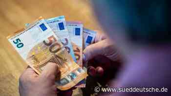 Inflation: Warum Rentner in Not Hilfe brauchen - Wirtschaft - SZ.de - Süddeutsche Zeitung - SZ.de