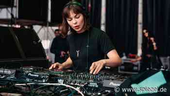 Nina Kraviz aus mehreren Festival-Programmen gestrichen