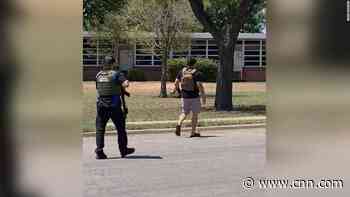 Video shows scene outside of elementary school shooting in Texas