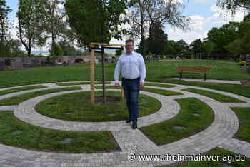 Baumgrab-Urnenanlage auf dem Neuen Friedhof Seligenstadt fertiggestellt - Rhein Main Verlag