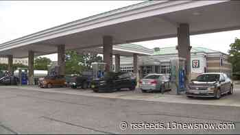 AAA predicts a busy Memorial Day weekend despite high gas prices