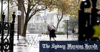 Hazardous surf warning for Sydney as city braces for potential La Nina winter - Sydney Morning Herald