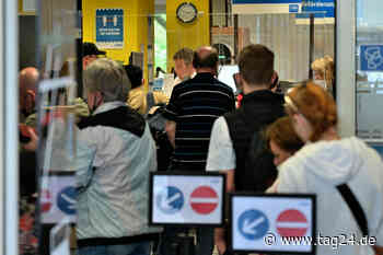 9-Euro-Ticket in Chemnitz schwer gefragt: Schlangestehen für das Öffi-Schnäppchen - TAG24