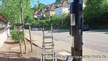 Verkehr in Schramberg - Blitzersäulen nicht dicht – Hersteller muss austauschen - Schwarzwälder Bote