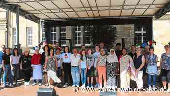 Markt der Kulturen - Raues Georgien und ungarischer Gulasch in Schramberg - Schwarzwälder Bote