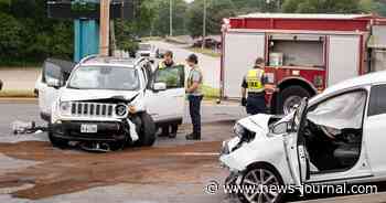 Wrecks stalls traffic at busy Longview intersection | Local News | news-journal.com - Longview News-Journal