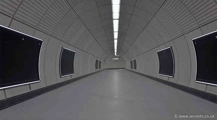 Elizabeth line to add over 300 new advertising sites to London