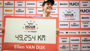 Ellen van Dijk makes cycling history with new hour record