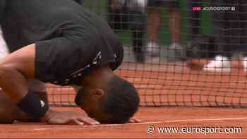 Tearful Jo-Wilfried Tsonga thanks French Open crowd after emotional farewell match at Roland-Garros - Eurosport COM