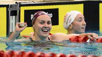Ariarne Titmus breaks Katie Ledecky's 400m freestyle world record