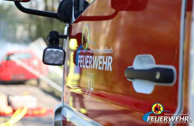 FW-MG: Feuerwehr befreit in Fußballtor eingeklemmtes Kind auf Schulhof