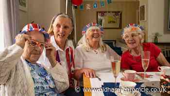 A 'Royal' tea party in Oldham bids to end loneliness - Oldham Chronicle