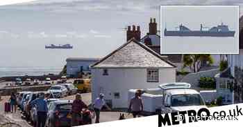 Cornwall: Tourists mystified by strange 'flying boat' in the sky - Metro.co.uk
