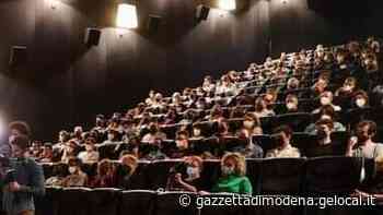 Modena Sala gremita ed emozioni per il docu-film sul terremoto - La Gazzetta di Modena