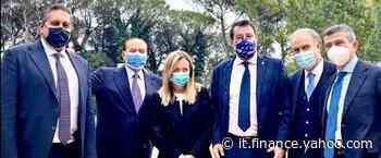 Il gelo nel centrodestra dopo il vertice di Arcore - Yahoo Finanza