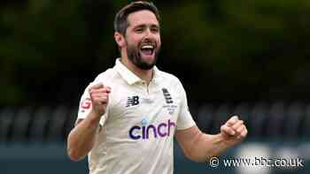 Chris Woakes: No 'timescale' on England bowler's return - Warwickshire
