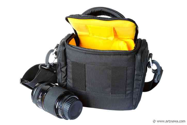 The 5 Best Camera Shoulder Bags for Protecting Your Gear