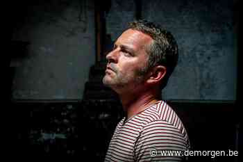 Zaalshow Adriaan Van den Hoof in Koksijde geannuleerd: 'Te veel commotie voor serene show' - De Morgen