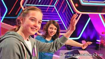 Video überzeugte den Checker Tobi: Gymnasiasten schmissen sich extra in Dirndl und Lederhosen