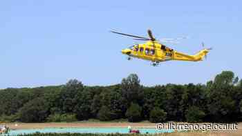 Scoppia la bomboletta dell'alcool, si ustiona al volto - Il Tirreno