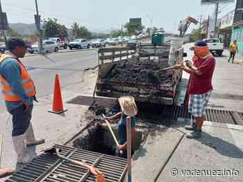 Ayuntamiento disminuye riesgode inundaciones en Manzanillo - Noticias Va de Nuez