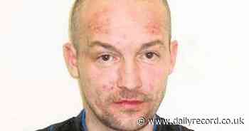 Scots sex offender who walked into social work office armed with knives facing jail - Daily Record