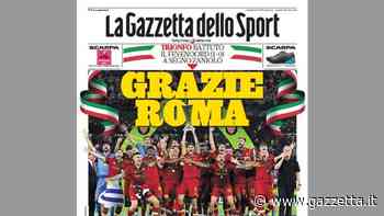Trionfo Roma in Conference, la prima pagina incorniciata della Gazzetta in regalo con G All
