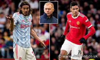 Man United: Paul Scholes brands Edinson Cavani a 'DISGRACE' after he 'hardly ever played' this term