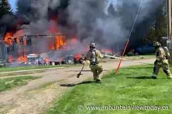 Update: Firefighters battle garage, shop fire east of Olds - Mountain View TODAY