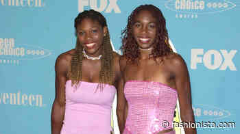 Great Outfits in Fashion History: Venus and Serena in Matching Pink Teen Choice Awards Looks - Fashionista