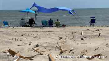 After storm took down two houses in Outer Banks, beach debris persists