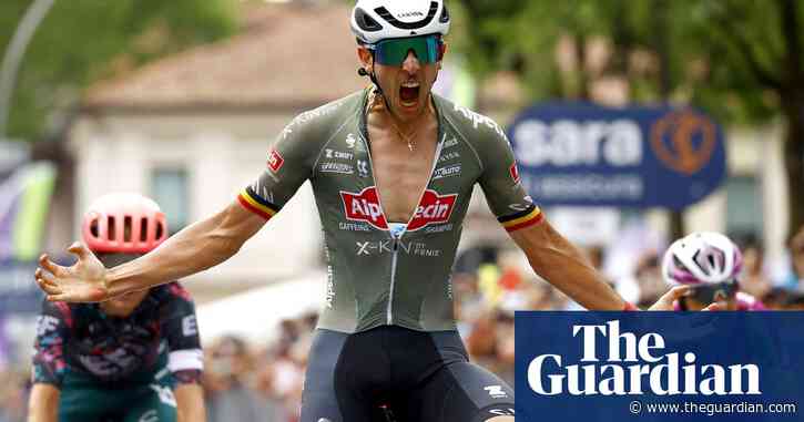 Giro d’Italia: De Bondt leads breakaway home as sprinters denied on stage 18