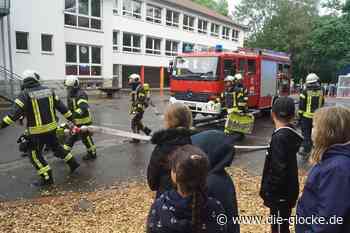 Feuerwehr Sassenberg übt vor Kindern den Ernstfall - Die Glocke
