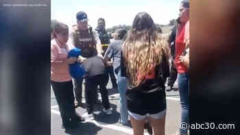 Parents, onlookers beg police to charge into Texas school after shooting began: VIDEO