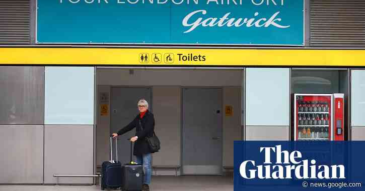 IT glitch creates turmoil for easyJet passengers across Europe - The Guardian