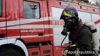 Fiamme nella via dello shopping a Capri, paura ma nessun ferito: riaperta la strada - La Repubblica