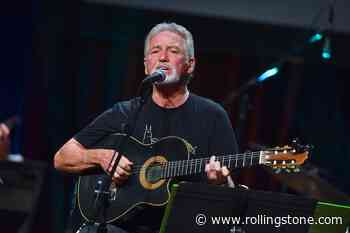 Larry Gatlin Pulls Out of Texas NRA Country Concert, Calls for Background Checks