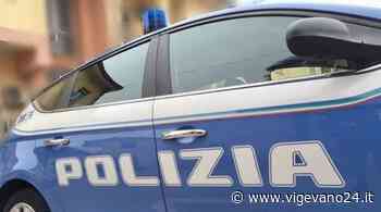 Vigevano: ruba una bicicletta in un condominio, ma viene inseguito e bloccato dagli agenti di polizia - Vigevano24.it