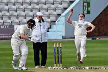 David Wainwright's battling half century cannot save Castleford CC from defeat at Scarborough - Wakefield Express