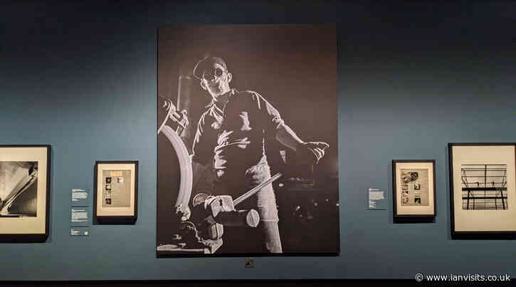 Atmospheric photos show a lost world of British industry