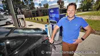 Bathurst councillor Jess Jennings discusses long-range effectiveness of Tesla vehicles - Western Advocate