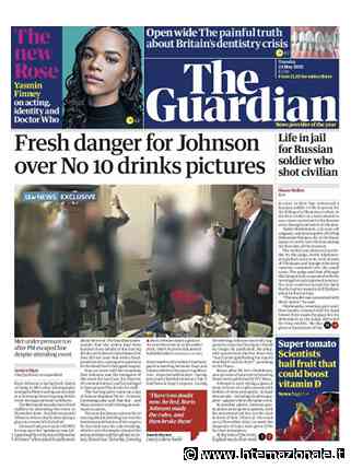 Il brindisi di Johnson - Internazionale