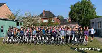 Rotary schenkt 26 fietsen aan GO! de 3Master - Het Laatste Nieuws