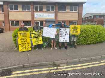 Colchester Gazette offices visited by coronavirus sceptics - Daily Gazette