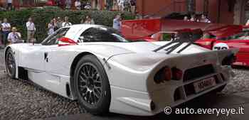 Nissan R390 GT1 si mostra a Villa d'Este: il rombo del motore è meraviglioso - Everyeye Auto