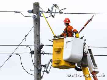 Potential thunderstorms, wind and rain could slow hydro repair efforts - Ottawa Citizen