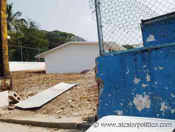 Padres de familia urgen a concluir rehabilitación de kínder, en Coatepec - alcalorpolitico